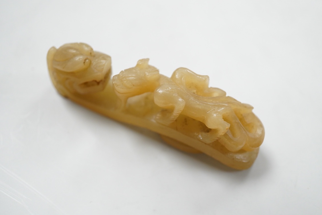 Two Chinese jade carvings, longest 8cm